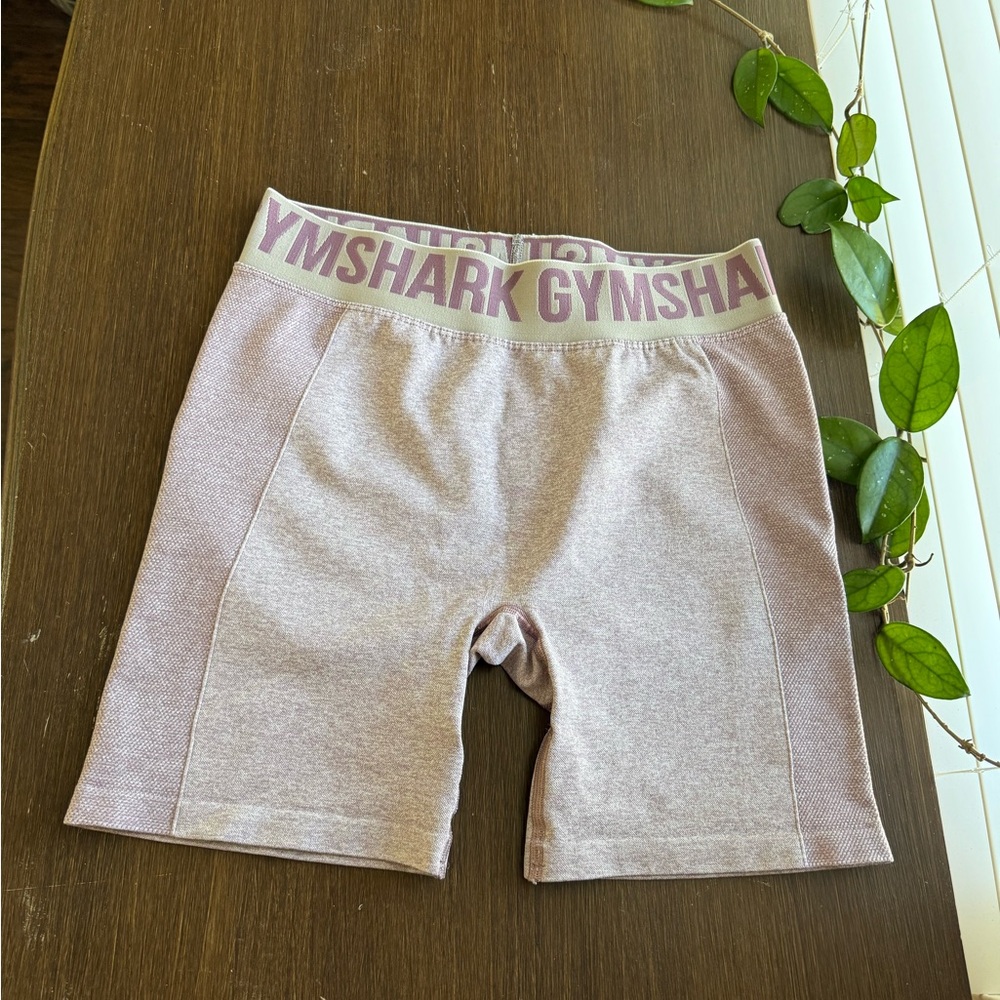 RARE Gymshark Lavender Seamless Athletic Waistband Shorts M/L LIKE NEW